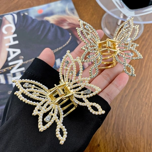Elegant Butterfly Hair Claw Clip With Rhinestones And Faux Artificial Pearls Vintage Hollow Alloy Hair Accessory For Women Party Jewelry