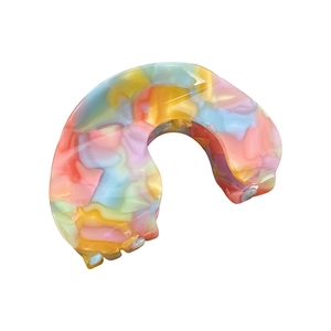 Colorful acetate claw clip with marble texture for sweet and elegant hair styling