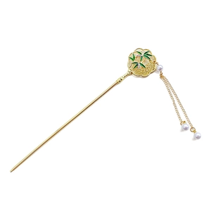 Épingle à cheveux chinoise avec feuilles de bambou dorées et glands en perles élégants