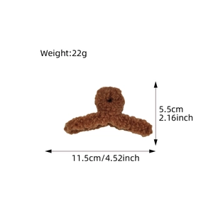 Pince à cheveux en peluche marron pour femme avec détails de taille et poids