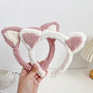 Serre-tête Oreilles de Chat en Peluche Mignon Bandeau Animal Doux pour Femmes Filles Lavage du Visage Maquillage Accessoires
