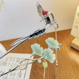 Elegant Chinese crane hair stick with ginkgo leaves and tassels for Hanfu accessories