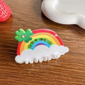 Regenbogen Haarklammer für Damen mit grünem Kleeblatt und Strass auf Wolkenbasis