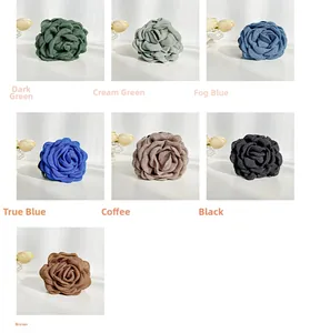Détails des pinces à cheveux rose en tissu multicouche aux couleurs vintage