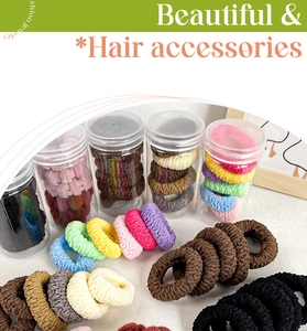 Dettaglio di elastici per capelli senza cuciture ad alta elasticità in colori vivaci