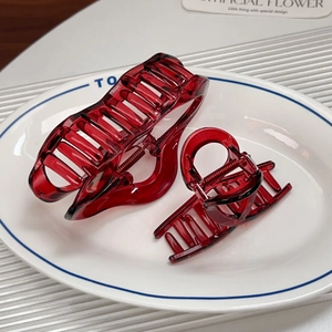 Deep red translucent shark hair clip set with large and mini sizes for styling