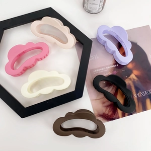 Women Large Cloud Wave Frosted Hair Claw Clip Non-slip Matte Hair Clamp Elegant Hair Accessories For Thick Hair