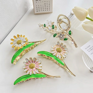 Vintage Alloy Enamel Daisy Hair Claw Clip Large Metal Floral Hairclip For Women Rhinestone Artificial Pearl Hair Accessories