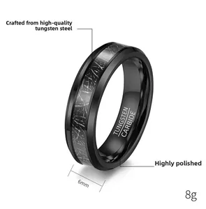 Vista dettagliata dell'anello in carburo di tungsteno nero 6mm con intarsio meteorite