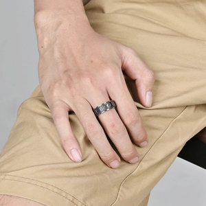 Retro stainless steel rotating ring with Chinese Nine-Word Mantra and Yin Yang symbol