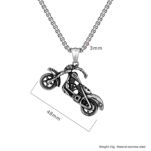 Detailed dimensions of 48mm skull motorcycle pendant and 3mm stainless steel box chain