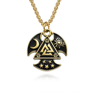 Μενταγιόν Viking Valknut με ήλιο σελήνη και αστέρια σε χρυσό και μαύρο χρώμα