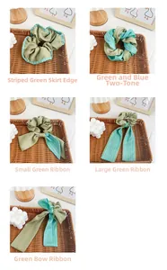 Détails de chouchous en satin vert avec rubans élégants et motifs à rayures variés
