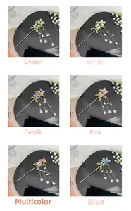 Eleganti forcine per capelli mughetto in sei colori con dettagli di nappe di perle