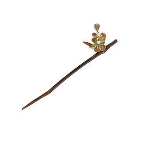 Elegant Chinese style wooden hair stick with green enamel petals and white pearls
