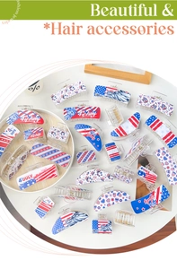 Détail de pinces à cheveux avec motif drapeau américain et design fête nationale