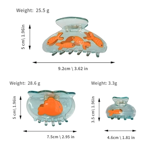 Lot de trois pinces à cheveux avec motif poisson rouge et dimensions détaillées