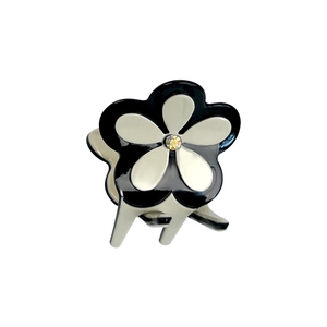 Elegant four-leaf clover acetate hair claw clip with crystal center for women's hairstyle