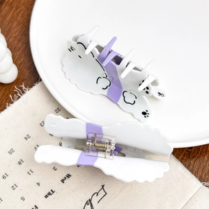 Cute cartoon cat acetate hair claw clip for girls with purple trim and paw print