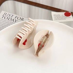Lot de pinces à cheveux beige crème avec motif cœur rouge et ressort en métal