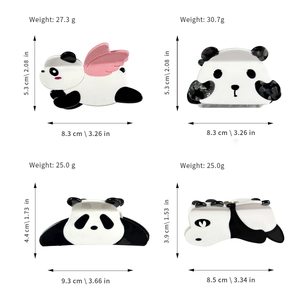 Set di quattro mollette per capelli panda in acetato con dimensioni e pesi indicati