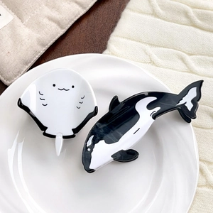 Orca and manta ray whale hair claws made of acetic acid board for stylish hair styling