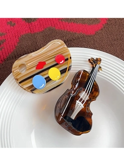 Artistic cello and palette hair clips in tortoiseshell acetate for vintage hair styling