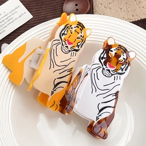 Acetate Tiger Shaped Hair Claw Clip Personalized Animal Print Shark Clip Large Hair Catch Barrettes For Women Hair Accessories