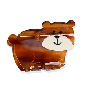 Cute capybara acetate hair claw clip with amber brown texture for women hair styling