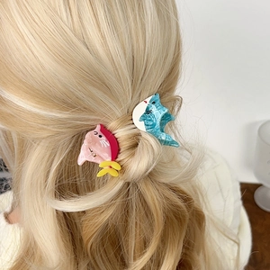 Niedliche Cartoon Haarklammern für Kinder in Hai-Form für Pony und halbe Frisuren