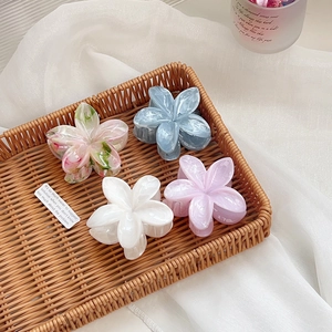 Set of four large flower hair claws in marble acetate textures for women's hair accessories