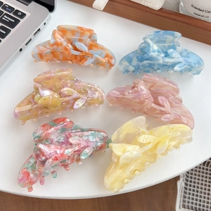 3D Tulip Acetate Hair Claw Clip Elegant Marble Pattern Shark Clip Large Flower Hair Accessory For Women Daily Styling