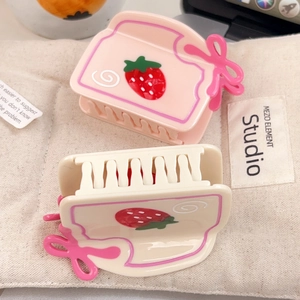 Lot de pinces à cheveux fraise avec nœuds roses et finition en acétate crème pour femme