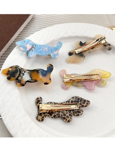 Détails de cinq barrettes teckel en acétate avec motif léopard et pinces à bec de canard