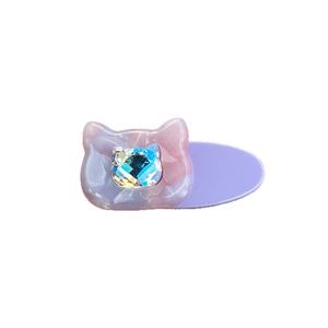 Barrette chat en acétate style français avec texture marbrée violette et cristal