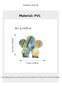 Detailansicht der blumenförmigen Haarklammer aus blau-gelb gestreiftem PVC-Material
