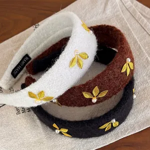 Retro Maillard Woolen Wide Brim Headband Golden Leaf Artificial Pearl Handmade Elegant Plush Hair Hoop For Women Daily Hair Accessories
