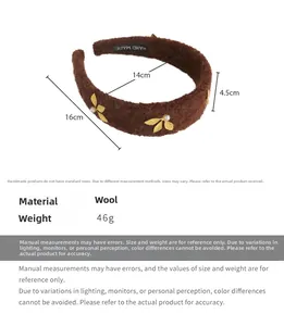 Brown wool headband with golden leaves and white pearls, dimensions 16cm x 14cm x 4.5cm