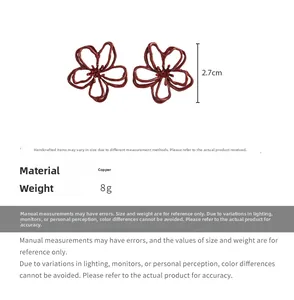 Detailed view of 2.7cm hollow flower earrings in wine red copper with size and weight specs