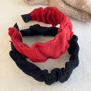 Winter chunky knit ruffles headband set in festive red and classic black colors