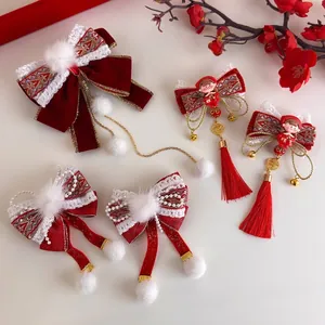 Pinces à Cheveux Noeud en Velours Rouge Style Chinois Glands Boules de Fourrure Filles Femmes Nouvel An Mariage Broderie