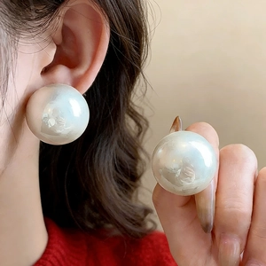 Baroque style oversized 25mm iridescent pearl stud earrings for women with French vintage look