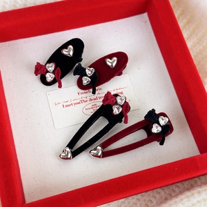 Vintage Velvet Heart Rhinestone Rose Hair Clip French Sweet Duckbill Clip Hair Accessories For Women Heart Shape Hairpin