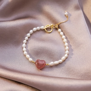 Baroque freshwater pearl bracelet with heart strawberry quartz and golden OT toggle clasp
