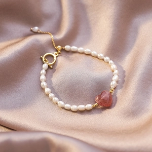 Baroque Freshwater Pearl Bracelet With Pink Heart Strawberry Crystal Golden OT Buckle Elegant Jewelry For Women