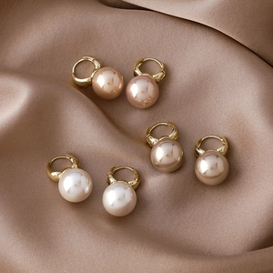 French Style Artificial Pearl Hoop Earrings Elegant Copper Gold Plated Dangle Earrings For Women Daily Wear Lightweight Jewelry Gift