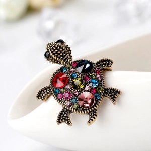 Luxury multi-colored rhinestone sea turtle brooch in vintage gold finish