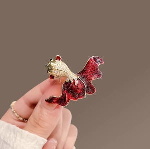 Elegant Goldfish Brooch For Women Alloy Rhinestone Red Enamel Koi Fish Corsage Pin Jewelry Accessory For Suit Jacket Dress
