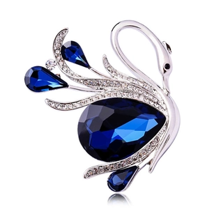 Vintage Elegant Blue Swan Brooch Pin For Women Alloy Rhinestone Crystal Animal Breastpin Clothing Decoration Fashion Jewelry