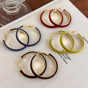 Set de créoles vintage en velours français rouge, bleu, jaune et marron avec métal doré